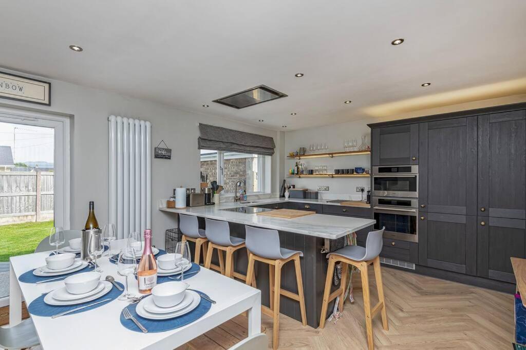 Family-Friendly Retreat Between Beach & Mountains Tremadog Exterior foto